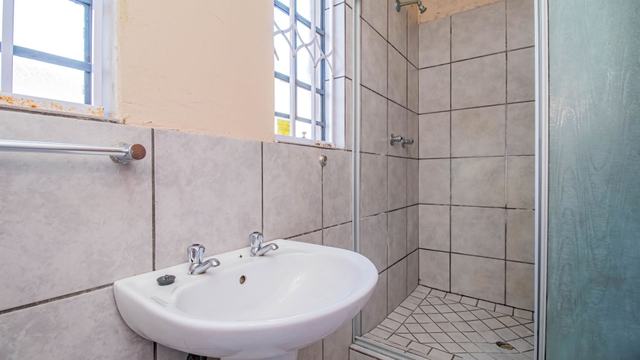 3 Bedroom Property for Sale in Azalea Park North West